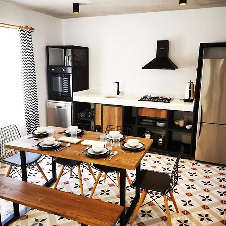 Villa Red F30 Kirmizi,modern Tasarimli