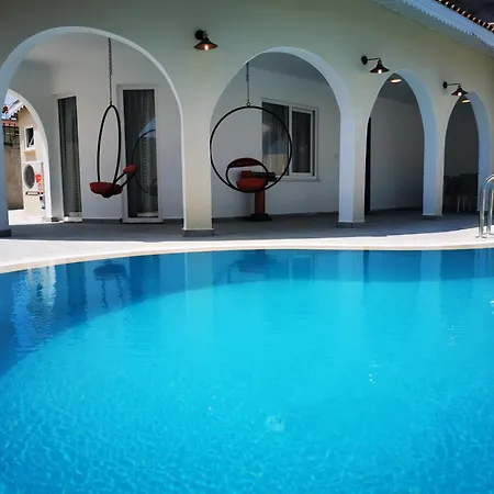 Red F30 Kırmızı,modern Tasarımlı *