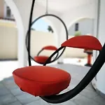 Red F30 Kirmizi,modern Tasarimli Villa