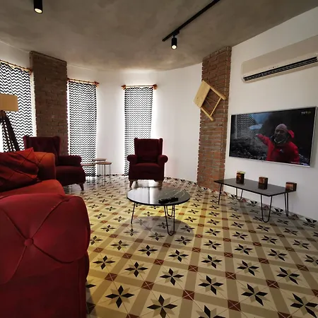 Red F30 Kirmizi,modern Tasarimli Vilă *
